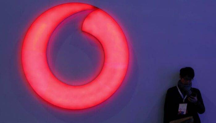 Vodafone: offerte fino a 100GB in regalo con il 5G, battute TIM e Iliad